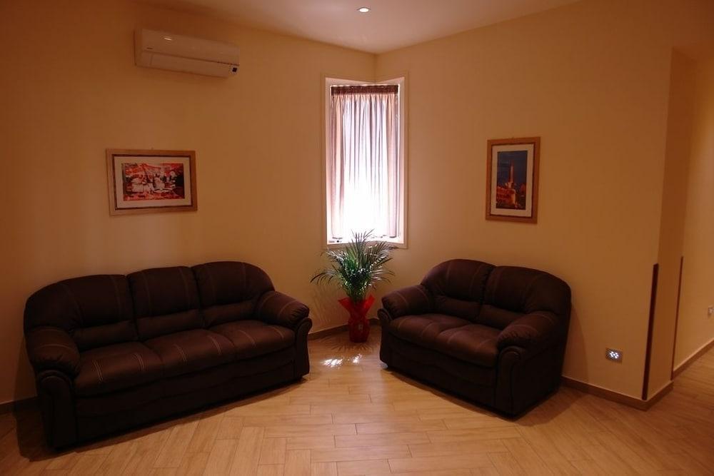 Hotel Sofia Catania Ngoại thất bức ảnh